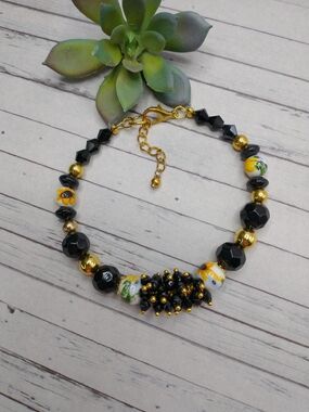 New Hand Crafted Beaded Sunflower Chunky Cluster Bracelet,is Adjustable